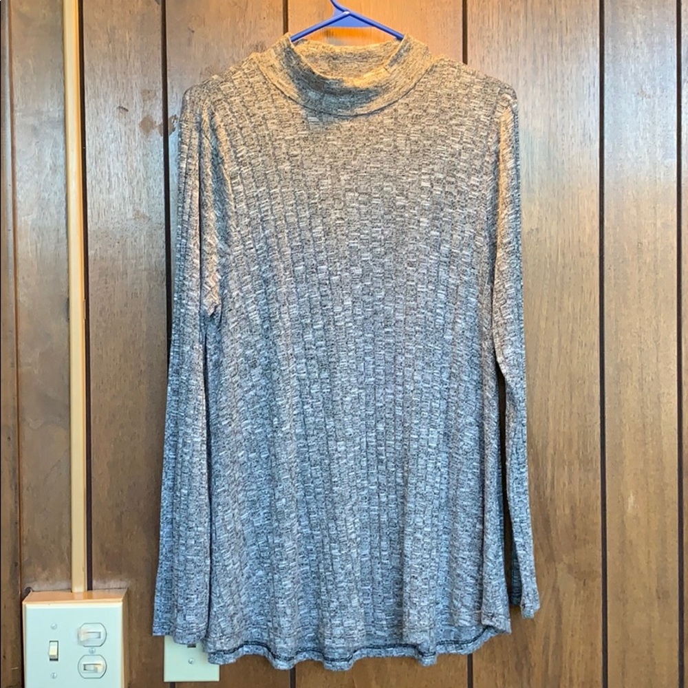 Ribbed mock neck sweater